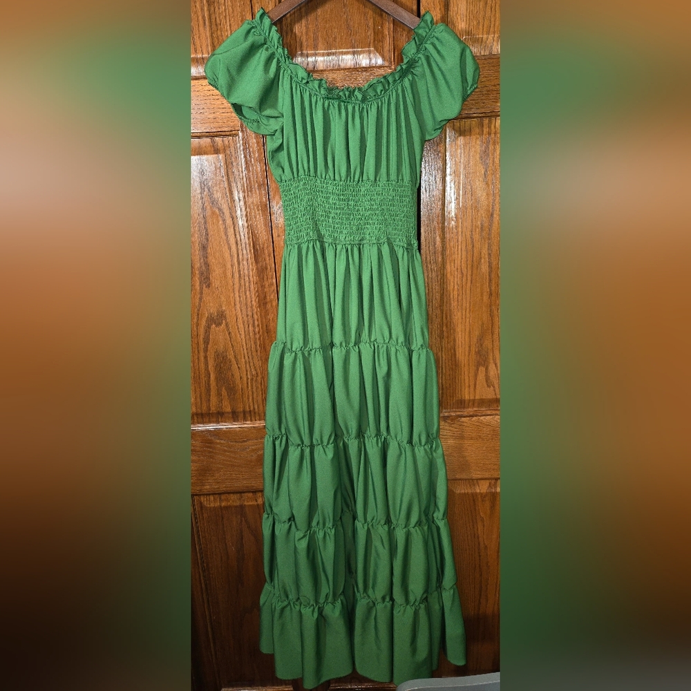 Amazon Generic Renaissance Green Ruched Ruffled Cottage Corset Peasant S… - Picture 3 of 3